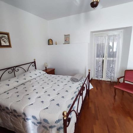Casa Vacanza Nonna Maria Calvi dell' Umbria Bagian luar foto